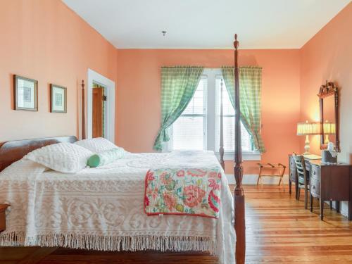 The Belmont Inn by OYO in Abbeville, USA