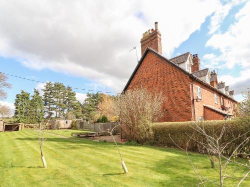 1 Organsdale Cottages - image 3