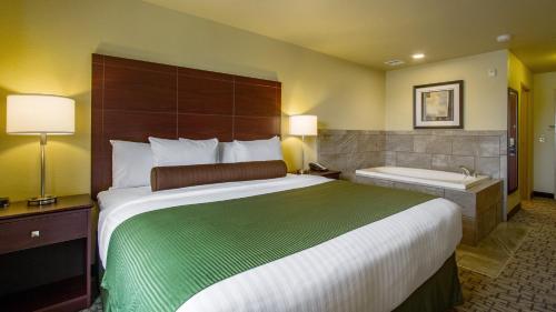 Cobblestone Hotel & Suites - Orrville