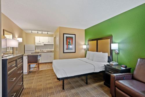 Extended Stay America Suites - Washington DC - Falls Church - Merrifield - image 6