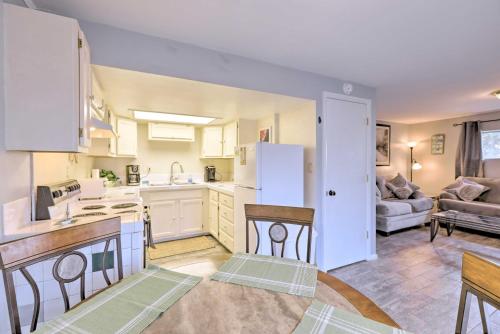 Charming Split-Level Home by Antelope Canyon Tour!, Page (zdjęcie 6)