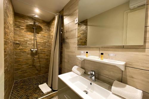 Superior Twin Room with Garden View