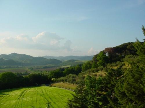 Podere Caldaruccio La Pineta for 18 people