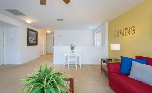 Disney Retreat- 5 bedroom vacation home with 3 seperate living areas a private pool and spa and game room - image 3