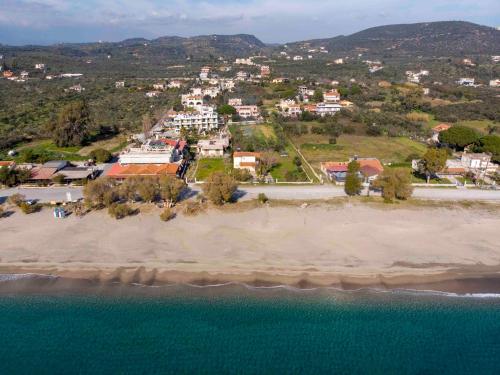 Laconian Collection Mavrovouni Beach House (Left)