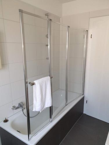 Private and cozy Apartment in Refrath near Cologne Private and cozy Apartment in Refrath near Cologne