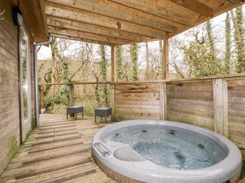 9 Stonerush Valley in Lanreath