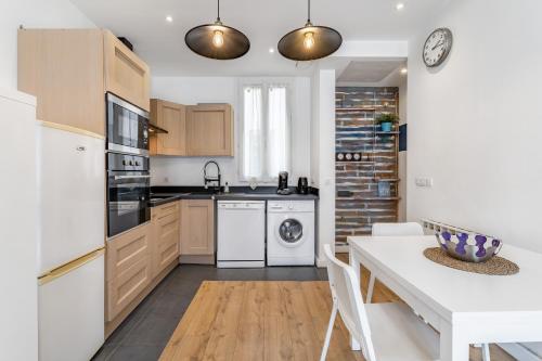 CHARMING BRIGHT AND EQUIPPED APARTMENT, Marsylia (zdjęcie 9)
