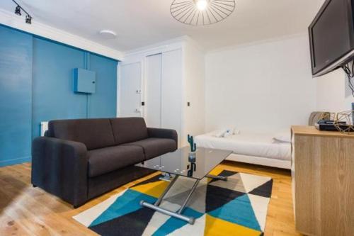 CMG Bastille - Faubourg Saint Antoine 8 photo