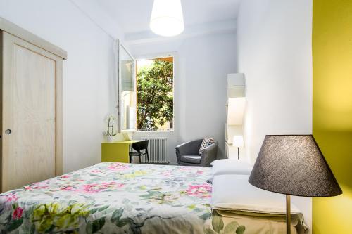 Double Room with Private Bathroom image 8