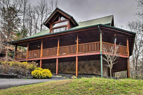 Smoky Mountain Cabin about 5 Mi to Pigeon Forge