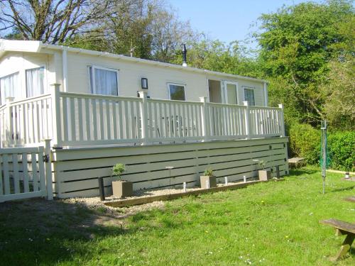 Cosy Holiday Home In Cardigan With Garden