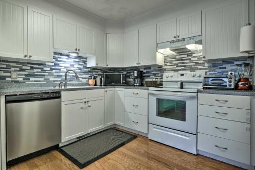 Pinehurst Condo about 2 Miles to Downtown and Resort! in 派恩赫斯特