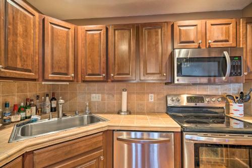 Cozy Big Sky Ski Nook Less Than 1 Mi From the Resort! - image 7