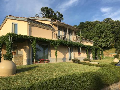 Vista exterior, CASCINA SERRA ECO-HOUSE beb in Belgirate