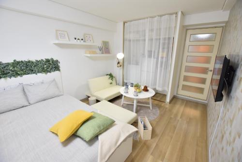 Nippombashi Art Hotel 706 - image 2