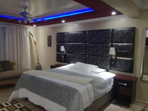 1 king bed