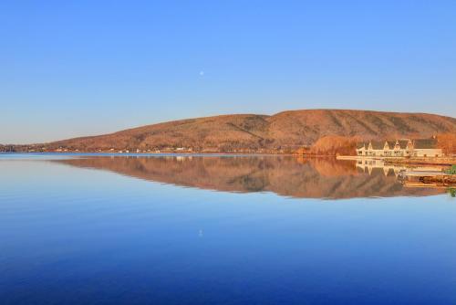 Keltic Quay Cottages & Bayfront Lodge