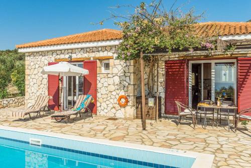  Bouganvillea in Trapezaki