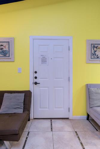 Tiki 331 - main image