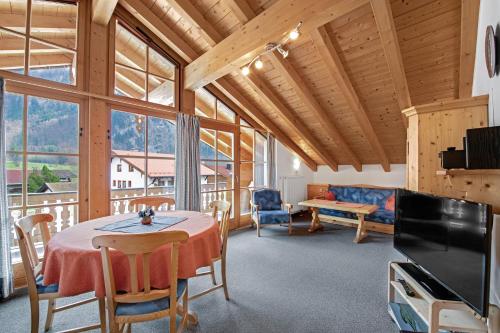 Superior One-Bedroom Apartment with Balcony