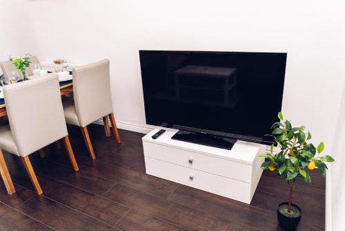 - Detached Coach House, holiday home, Colchester, United Kingdom - price, reviews, booking, contact - Detached Coach House, holiday home, Colchester, United Kingdom - price, reviews, booking, contact