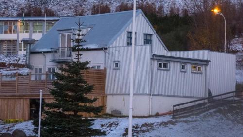 Harbour Inn - Guesthouse in Bildudalura