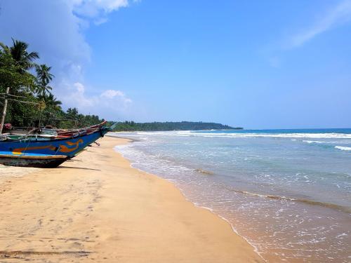 Villa - Beach Front image 9