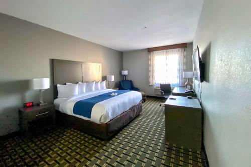 Comfort Inn Owasso – Tulsa - image 5