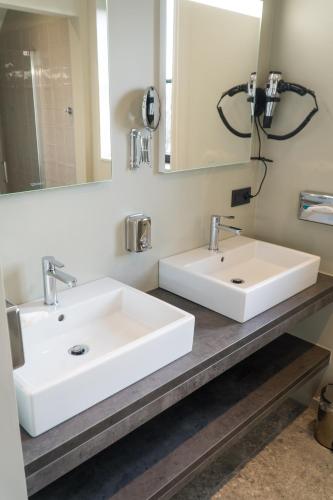 Café Coureur - image 2