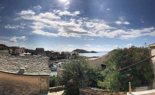 Ancienne maison de pêcheur rénovée avec goût dans le Cap Corse gîte à louer Gualdo