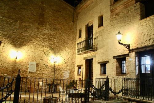  LA FABRIQUETA DE CENT PIQUES in Fontanares