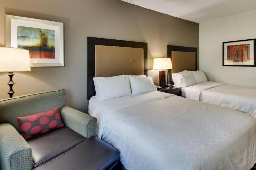 Holiday Inn Express Hotel & Suites Lancaster-Lititz