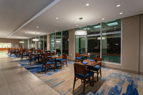 Restaurant, Holiday Inn Los Angeles - LAX Airport in Los Angeles (CA)