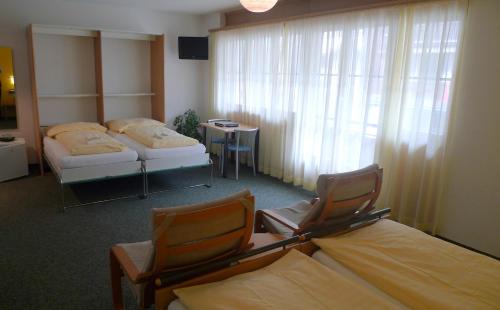 Hotel Oberland - image 10