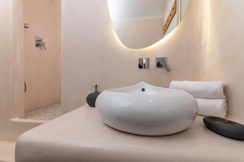 NAXIAN SUNSET VILLAS - image 6