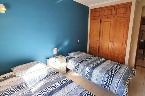 LovelyStay - Relaxing Oasis With Pool - image 6