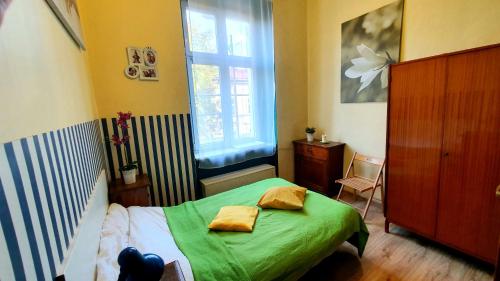 The apartment in strict city center. Self check-in, Cracovie (photo 3)