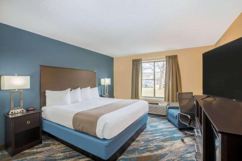 AmericInn by Wyndham Prairie du Chien