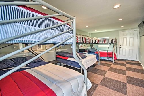Waterfront Haven with Grill - 9 Mi to Surfside Beach