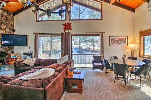 Swiss-Style Chalet with Fireplace - Near Story Land! - image 13
