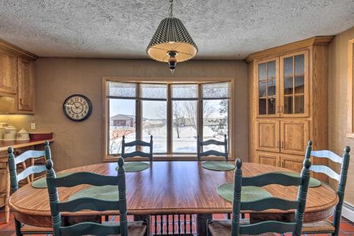 Simple Cranberry & Wine Farm Home W/ Fire Pit! - Wisconsin