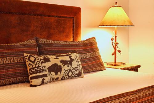 Parkway Inn - image 12