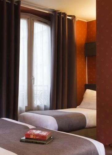 Home Latin Room Type - Triple Room with 2 Beds Home Latin Room Type - Triple Room with 2 Beds