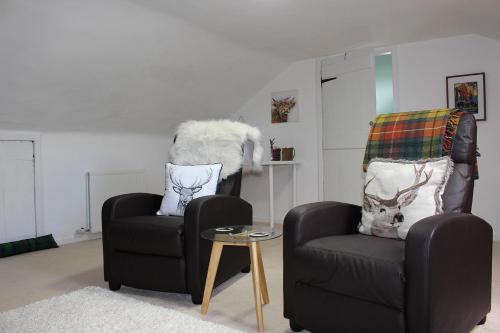 Clan Ross - 3 bed, spacious Georgian home