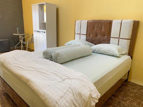 Oyo 3397 City Kost Novisa Muaraenim Indonesia Harga Dan Ulasan Planet Of Hotels