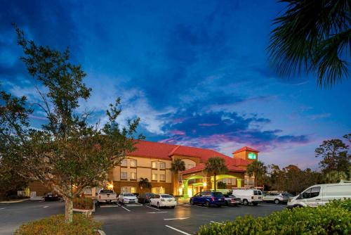 La Quinta Inn and Suites Fort Myers I-75