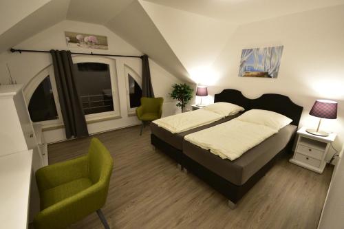 Pension am Schloss Room Type - Double Room upper floors