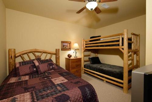 Bearfoot Bungalow by Escape to Blue Ridge - image 8