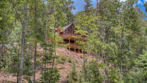 Candlestick Cottage by Escape to Blue Ridge - image 3